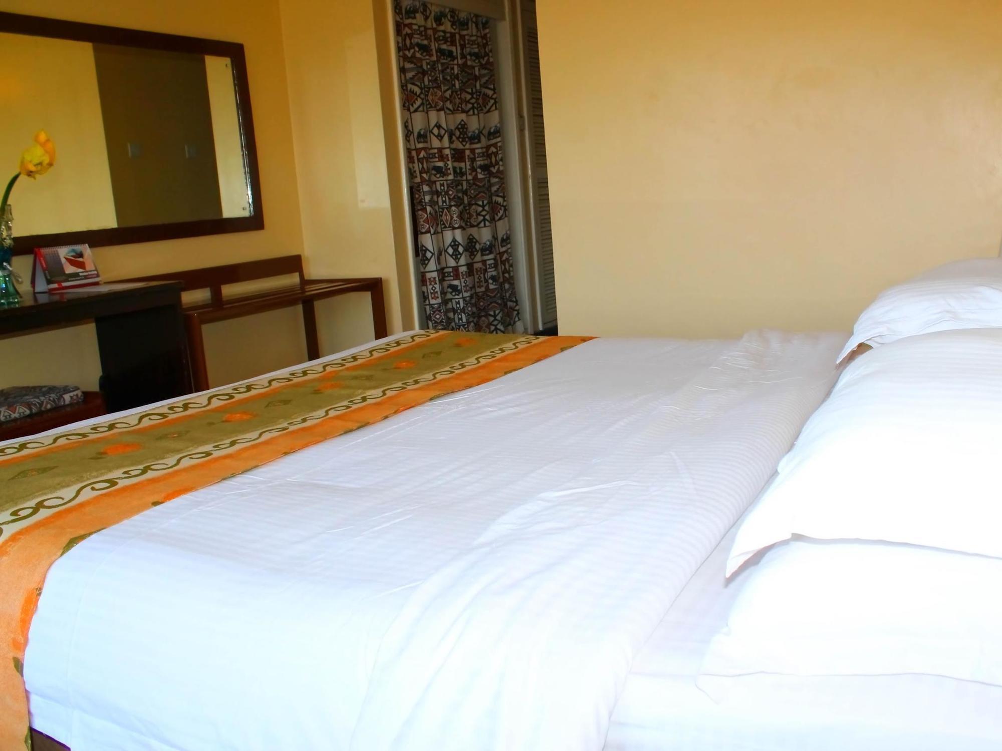 Kivi Milimani Hotel Найроби Екстериор снимка